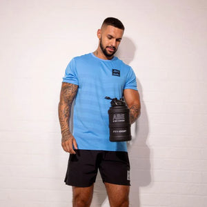 BOOSTER + T-SHIRT + 2,5 LITER WATER BOTTLE Applied Nutrition